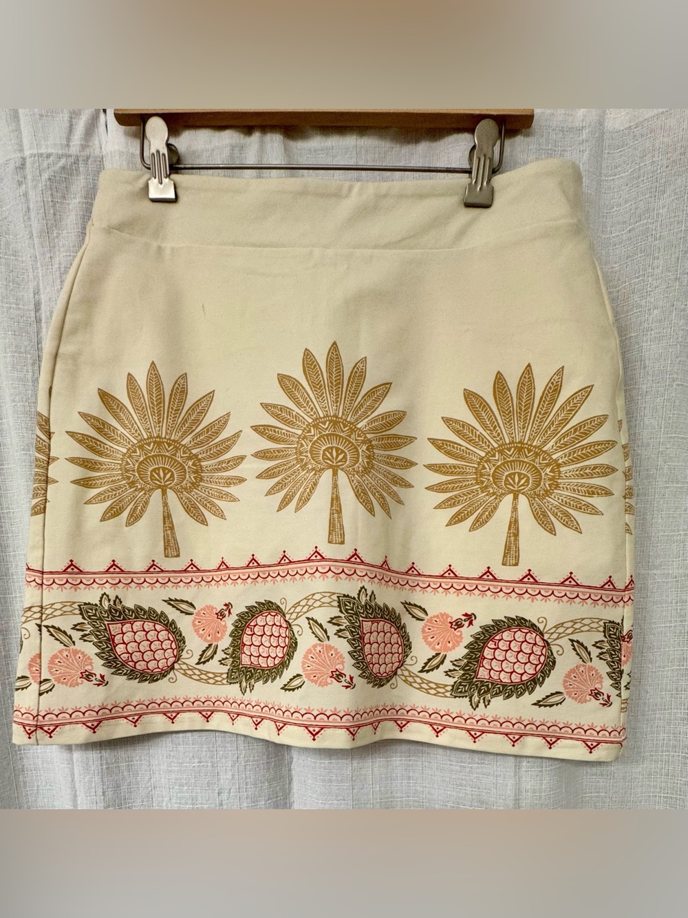 Spartina 449 Cream Mini Skort with Gold Palm Motifs & Pink Accents